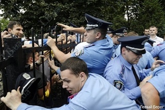 Милиция хочет наказать участников штурма РУВД в Киеве